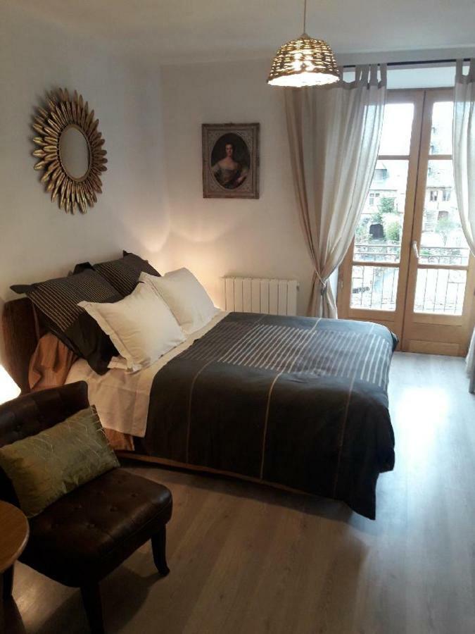 Hotel Au Pont D'Olt Saint-Côme-dʼOlt Esterno foto